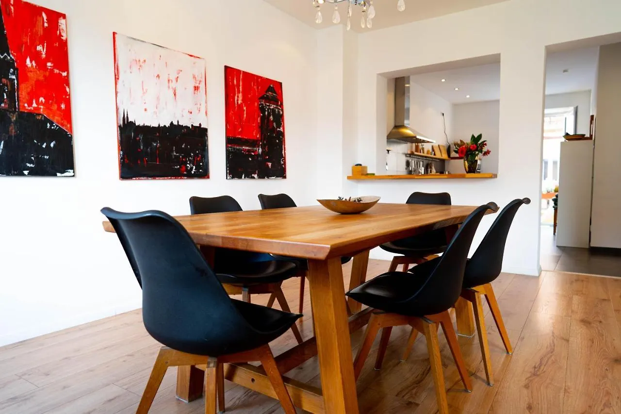 Apartamento Am Spittlerturm Núremberg 0*,  Alemania